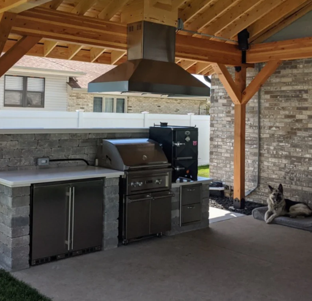 Outdoor Beverage Coolers: How to Choose a Weatherproof Model