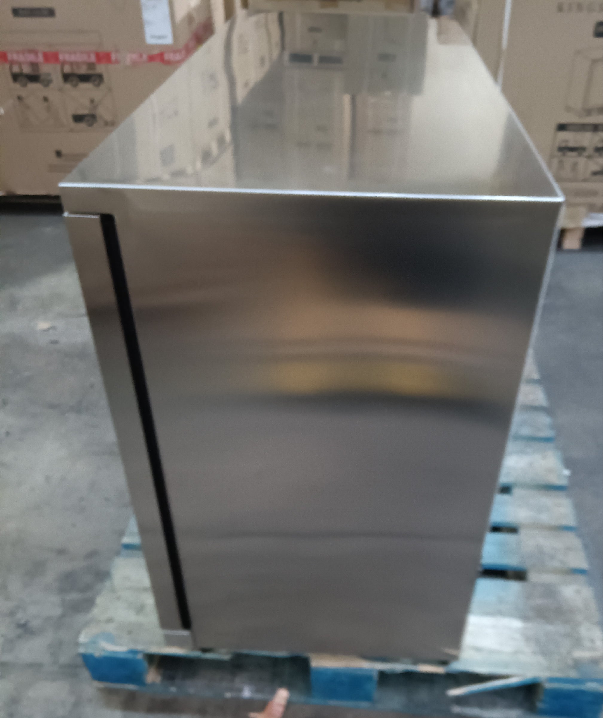 Refurbished - 53 Inch Solid 3-Door Outdoor Beverage Drinks Cooler - Stainless Steel Door 2
