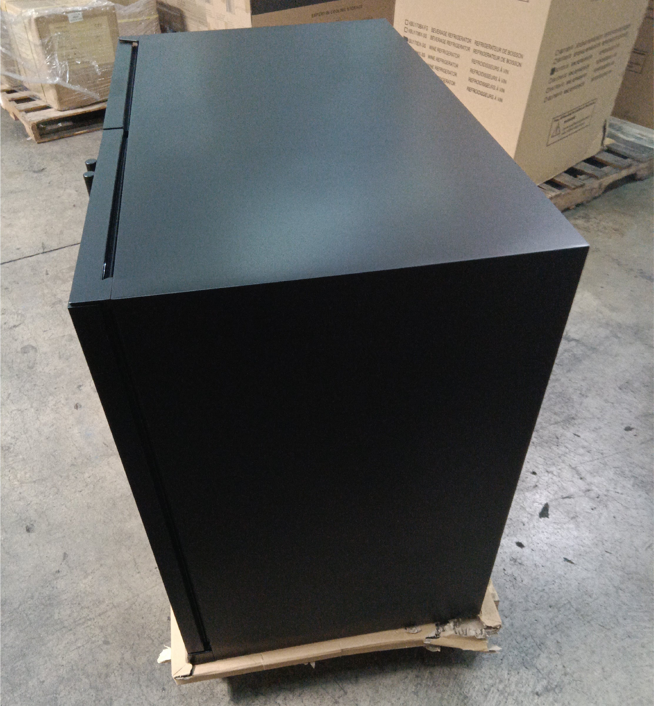 Refurbished - 39 Inch Under Counter Wine And Beer Fridge Combo - Black Door
