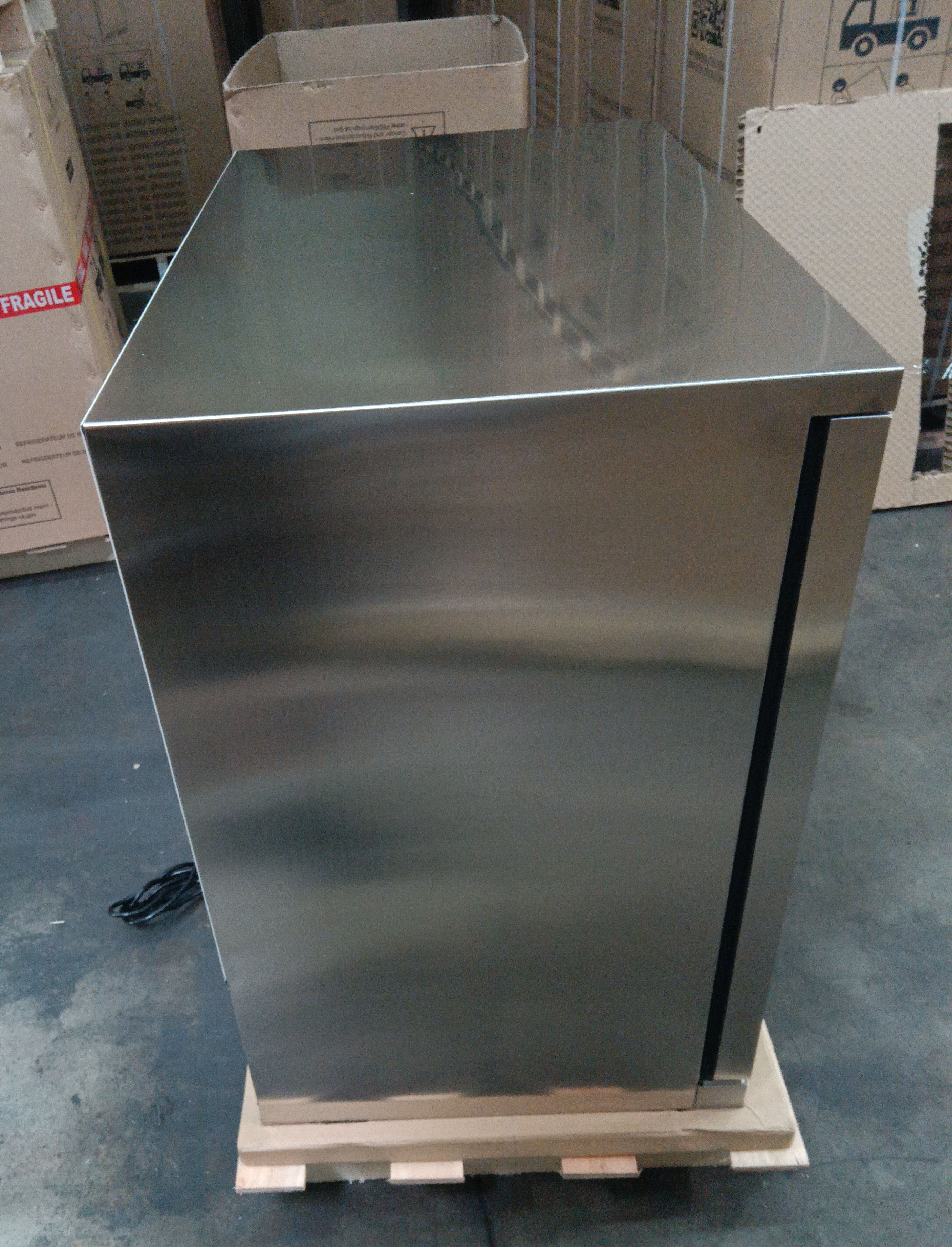 Refurbished - 36 Inch Outdoor Beverage Refrigerator 2 Door For Home